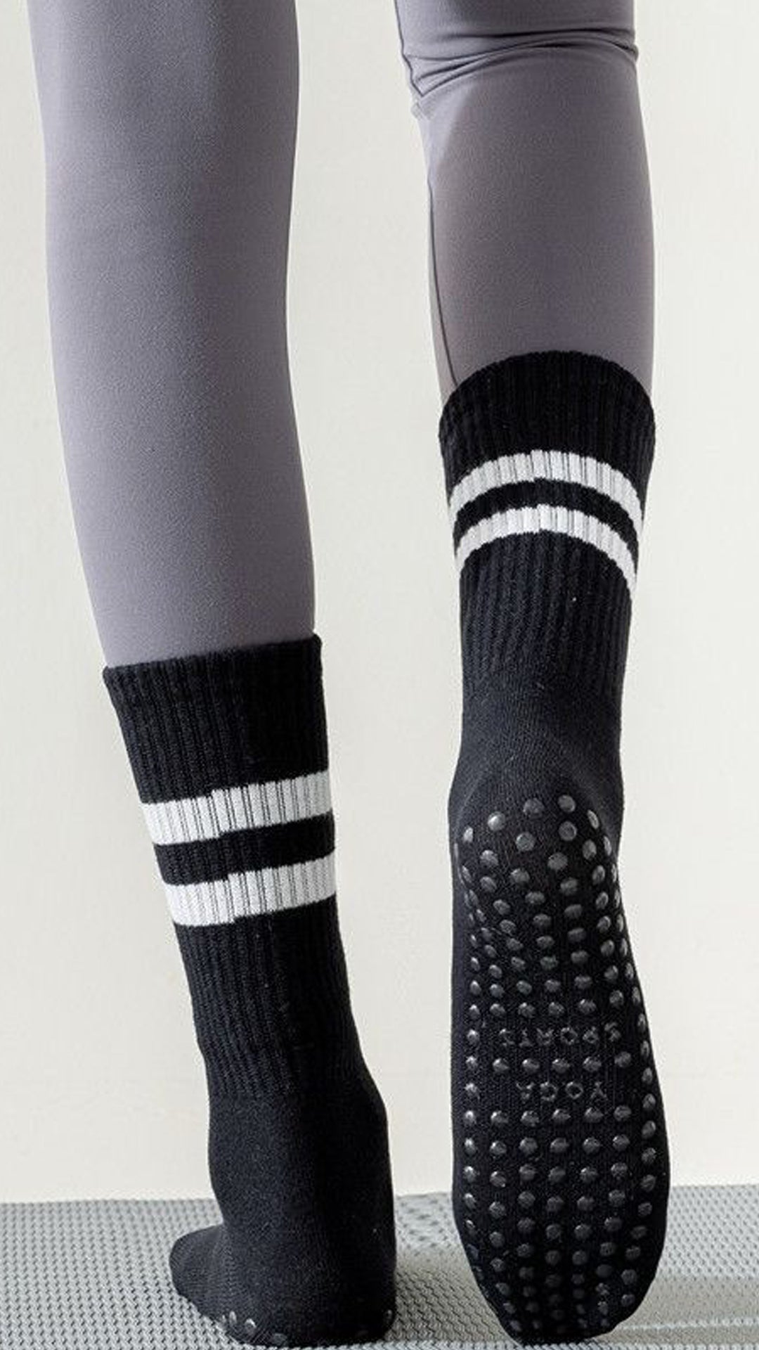 GripFlow Non-Slip Yoga Socks (6 Pairs Set)